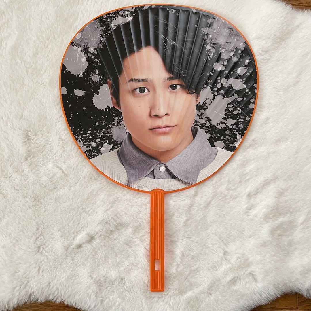 ジャニーズWEST 桐山照史 Wtroubleうちわ なうぇすと写真 セット