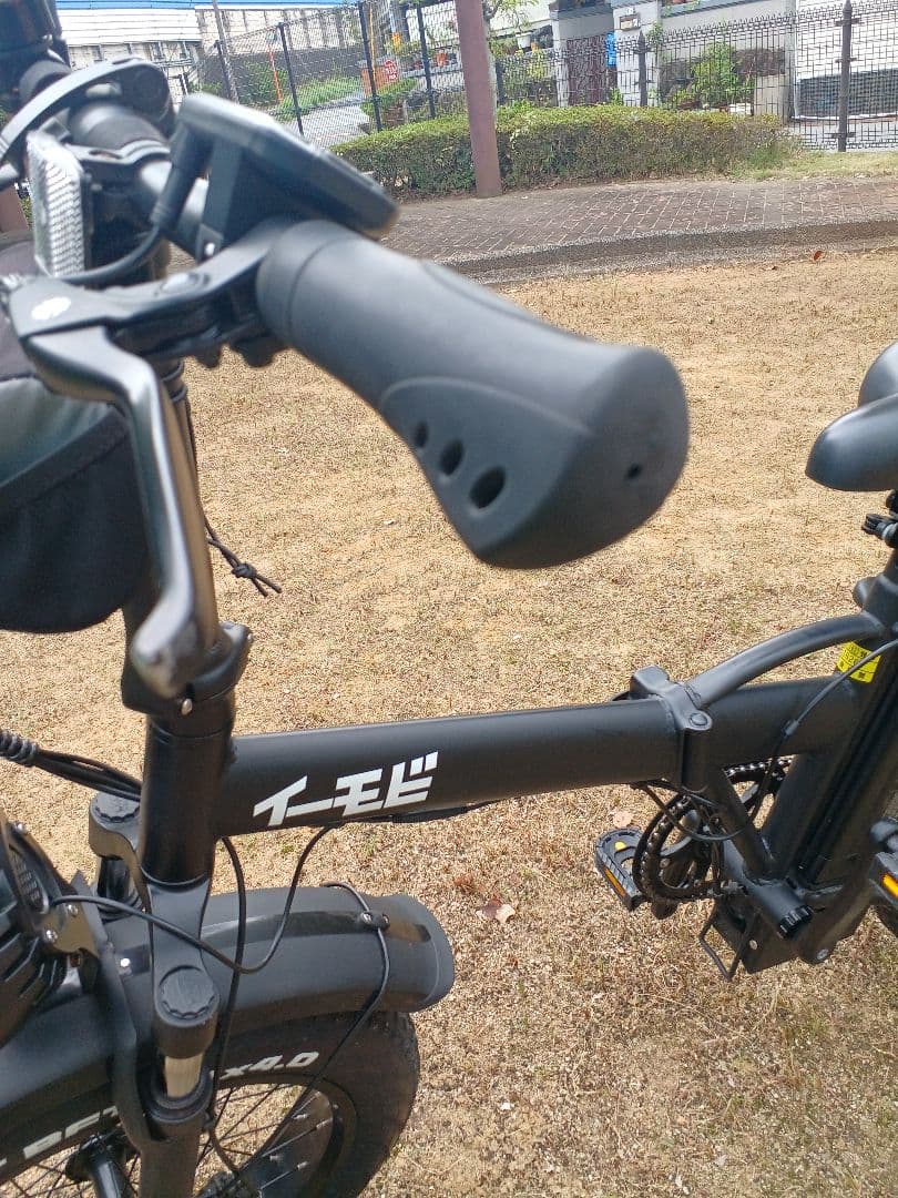 電動アシスト自転車 ファットバイクeMoBi