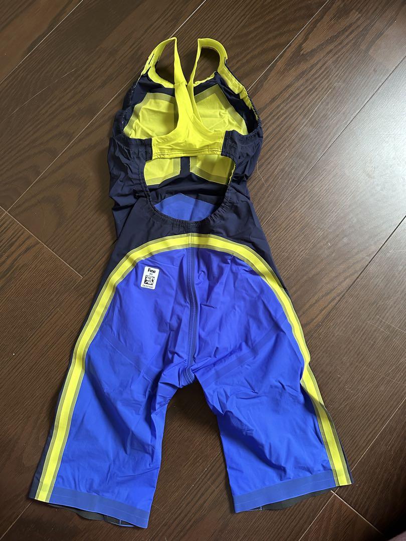 arena レディース　競泳用水着