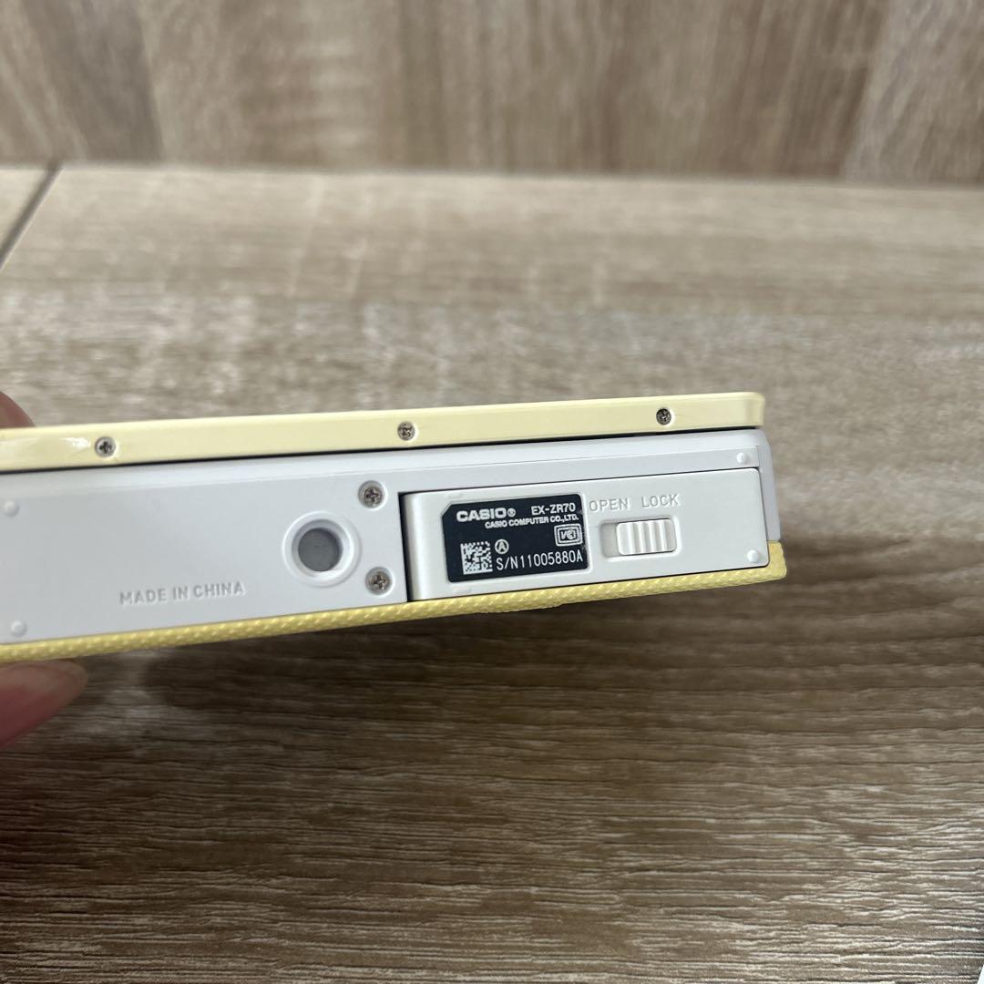 CASIO EXILIM EX-ZR70 イエロー