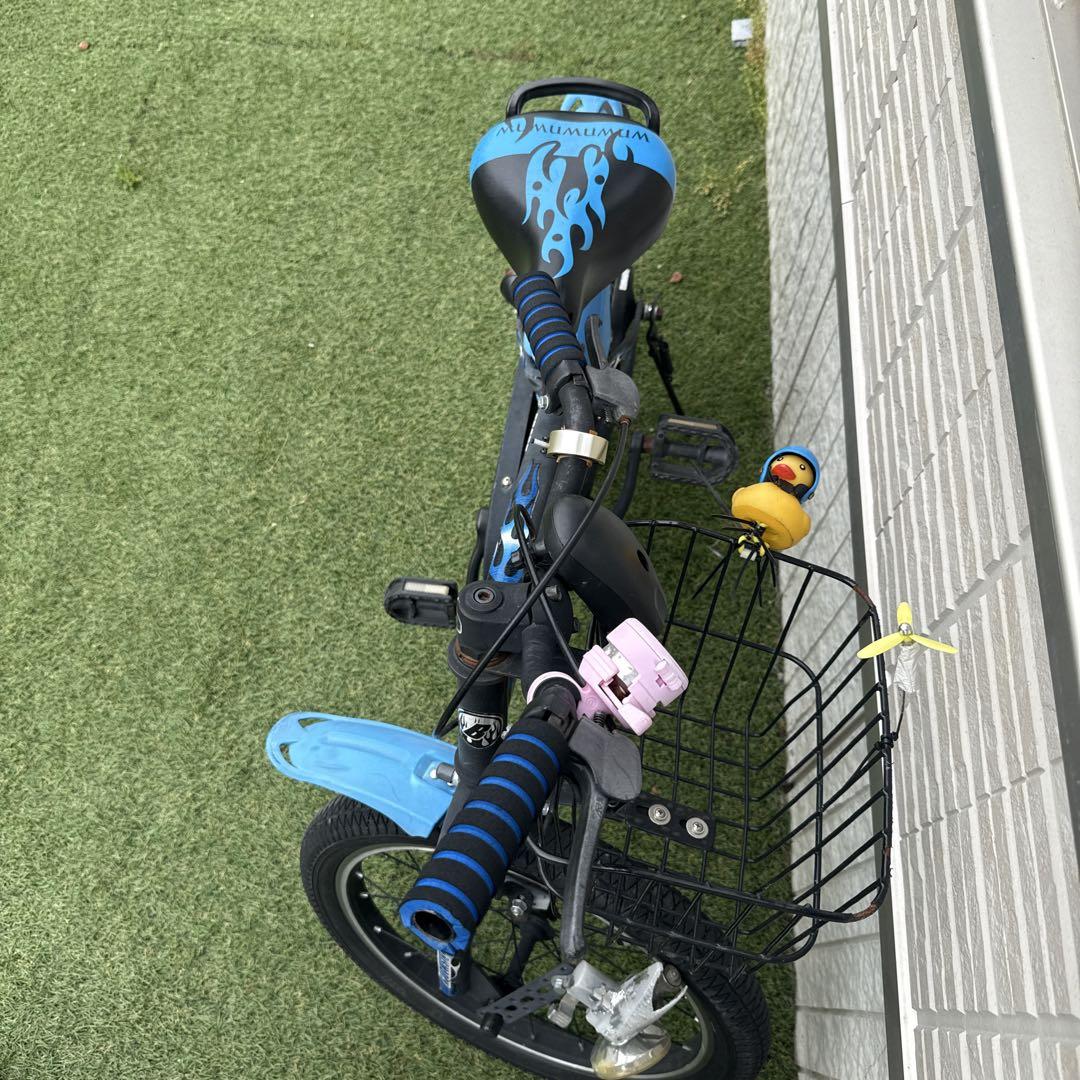 幼児用自転車 青い炎デザイン