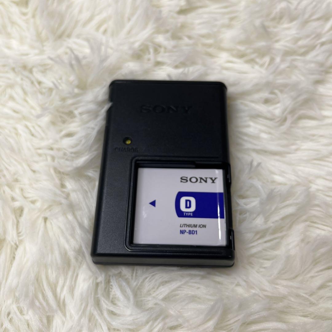 ソニー　デジタルカメラ　SONY　Cyber-shot　DSC-T77
