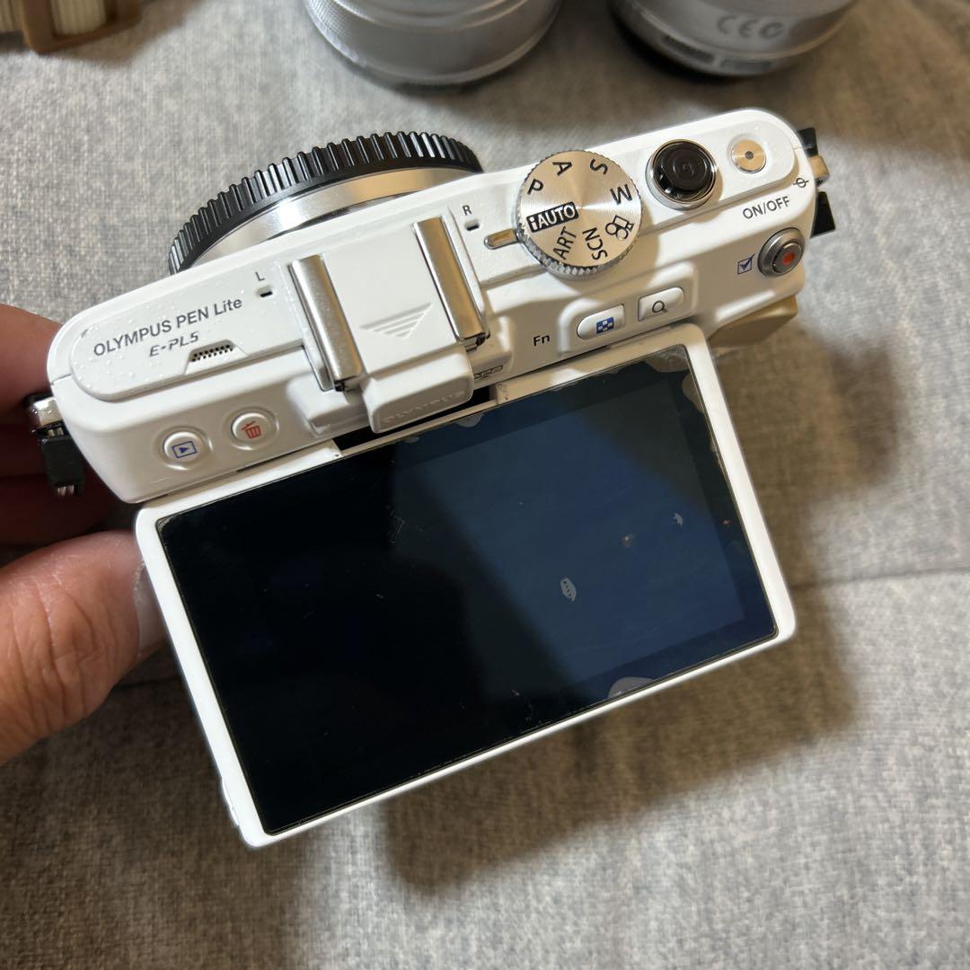 ジャンク OLYMPUS ペンライト E-PL5 ダブルズームキット
