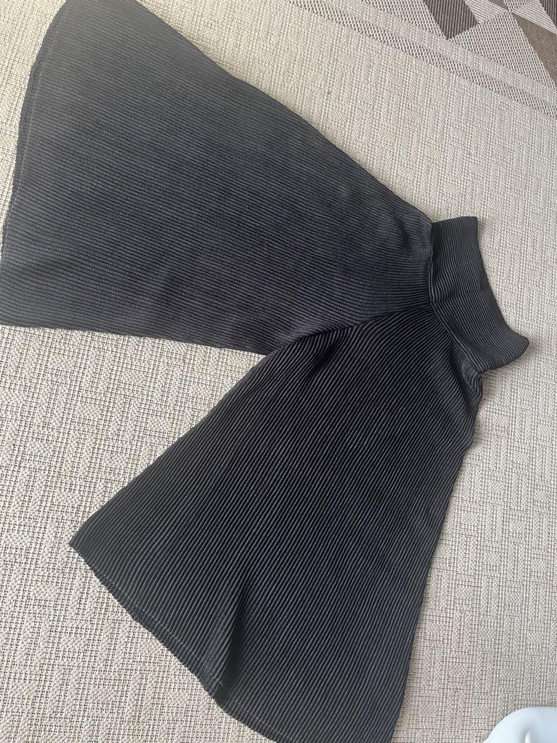 スペッチオ　パンツ　黒