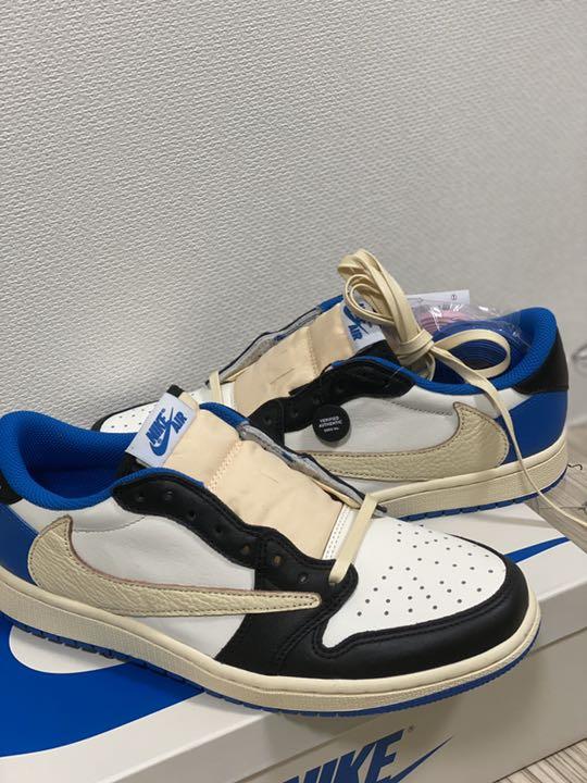 Travis scott fragment jordan low 25.5