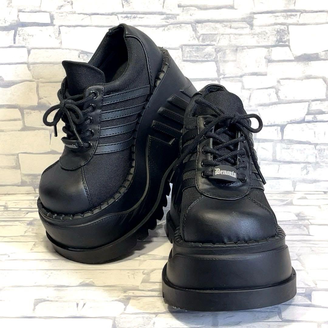 DEMONIA 超厚底スニーカー 黒 地雷 サブカル - メルカリ DEMONIA 超厚底スニーカー 黒 地雷 サブカル - メルカリ