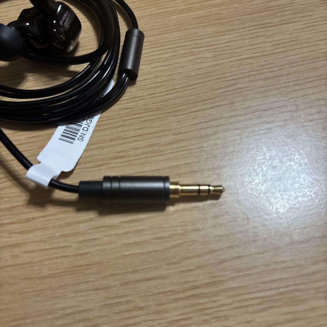 イヤホン qdc SUPERIOR In-ear monitor Piano Black