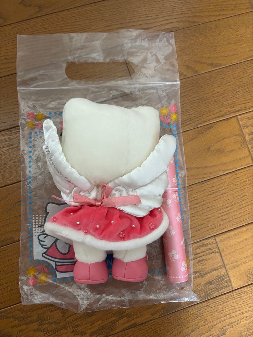 【ももたん】電報ハローキティ ぬいぐるみ ハローキティ 祝電 誕生日 ぬいぐるみ電報 「ほわほわ S」 漆芸電報