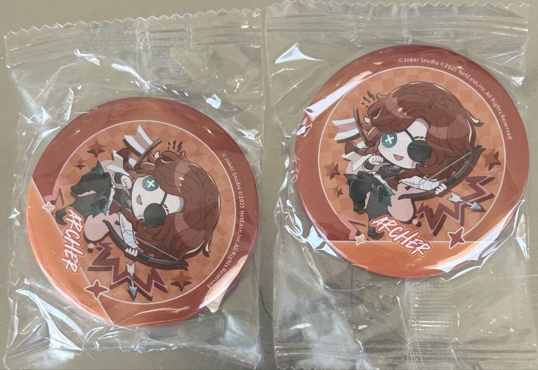 第五人格　夏季IJL 弓使い　缶バッジ　2個セット②
