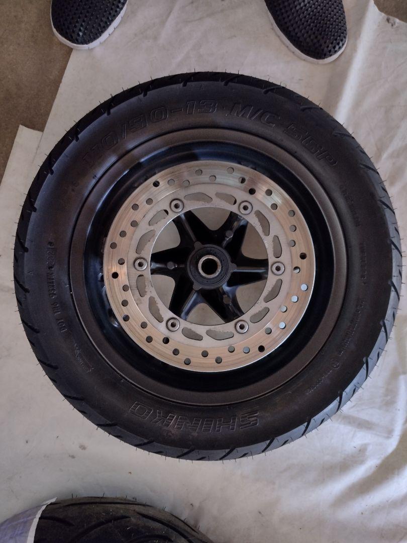 フォルツァ　MF10　前後ホイール、タイヤセット