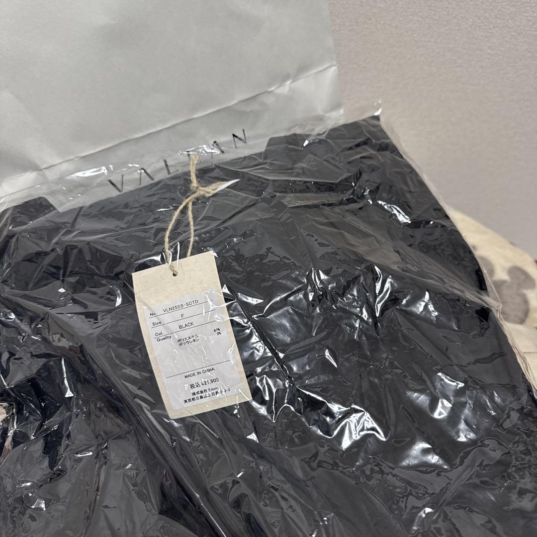 sachat vallan ワンピース Black 新品未使用