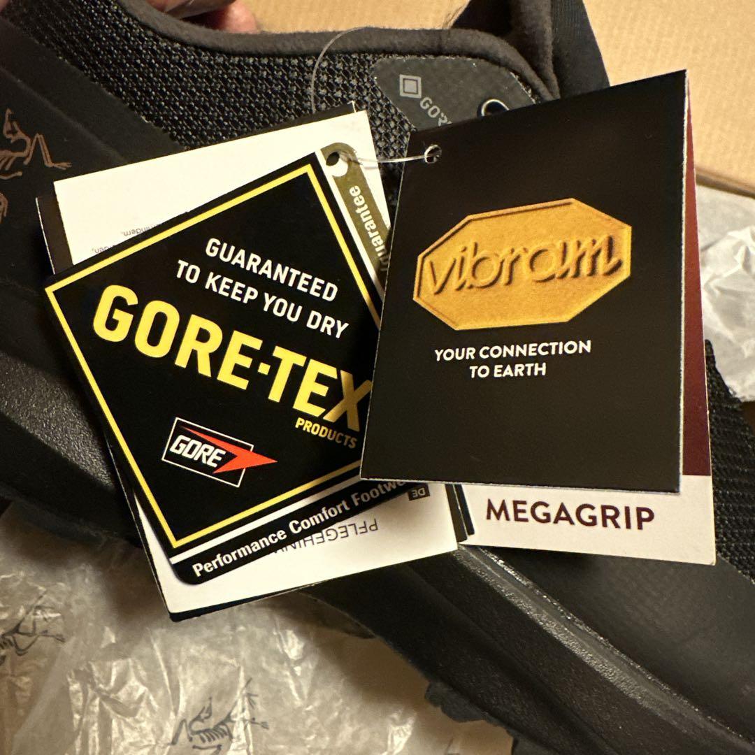 ARCTERYX防水透湿GORETEX AERIOS