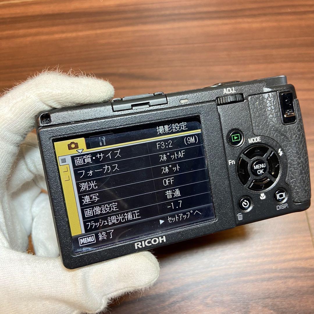 RICOH GR DIGITAL Ⅱ デジカメ ほぼ新品 3445 RICOH GR DIGITAL Ⅱ デジカメ ほぼ新品 3445 - メルカリ