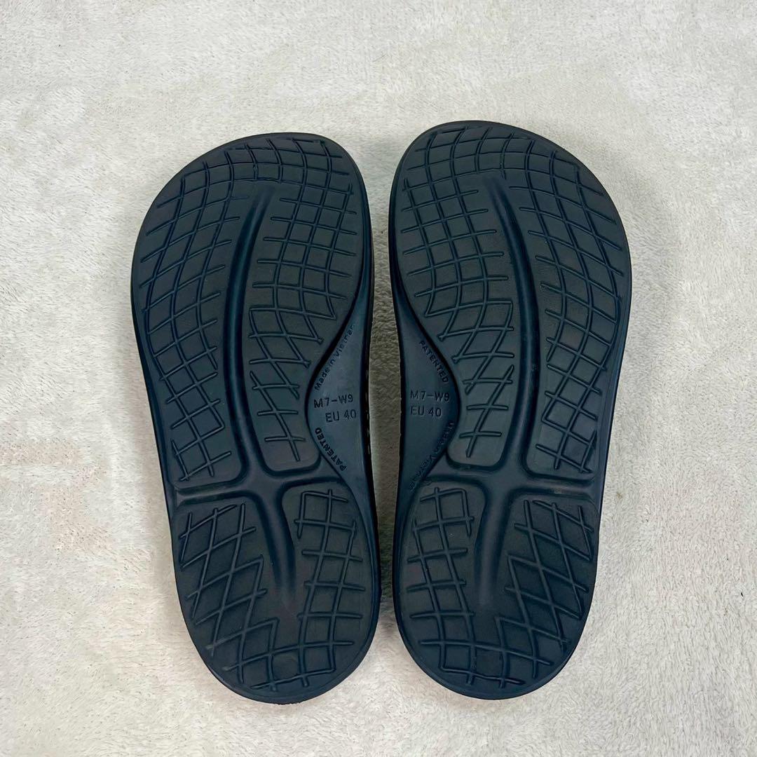 【未使用級✨】oofos ウーフォスREIGNING CHAMP コラボ　限定