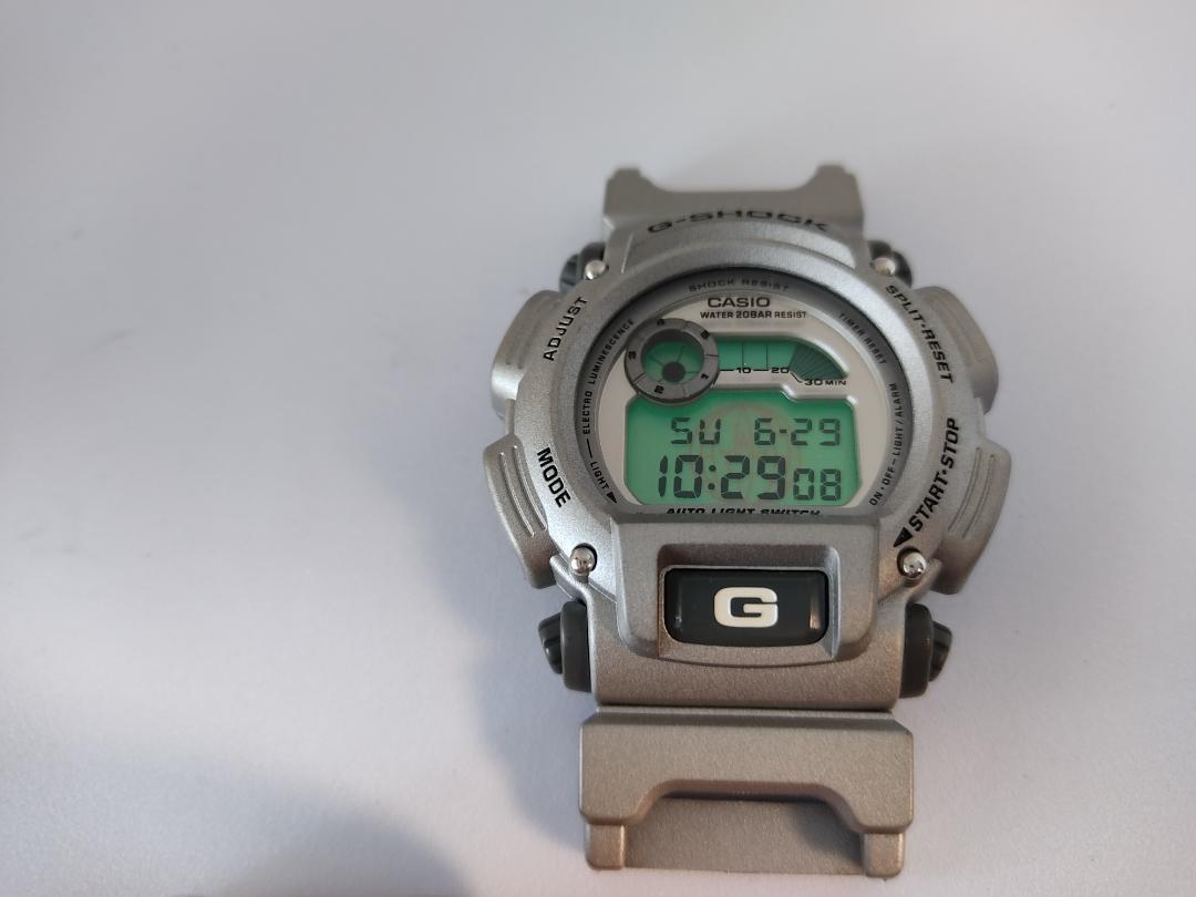 シュウG-SHOCK トリプルクラウン記念限定DW-9000AS-8BT DW-9000AS-8BT トリプルクラウン スポンサード 限定記念モデル