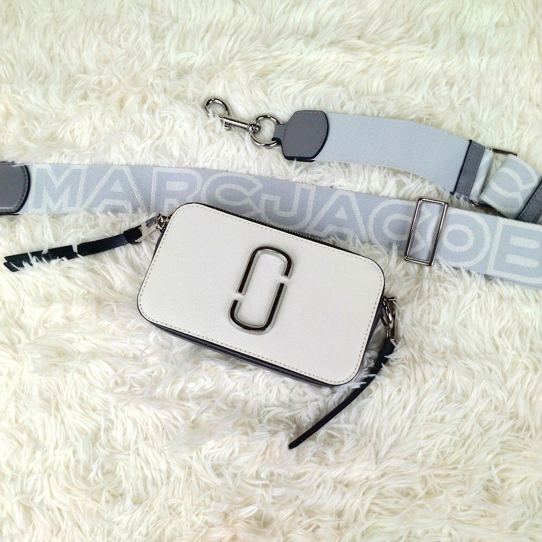 【MARC JACOBS】Snapshot ショルダーバッグ ホワイト THE SNAPSHOT DTM/ザ スナップショット DTM スモール カメラ