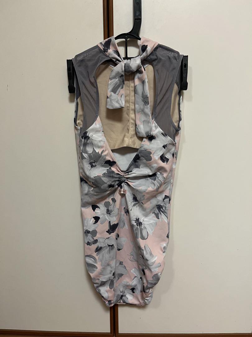 stina ピンク花柄レオタード サイズS