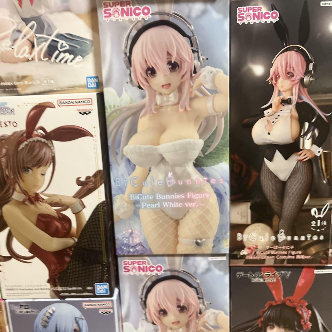 フィギュア