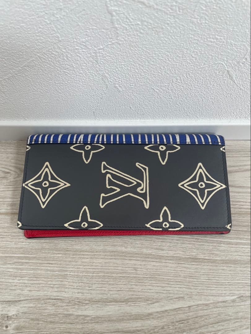 ルイヴィトン　長財布