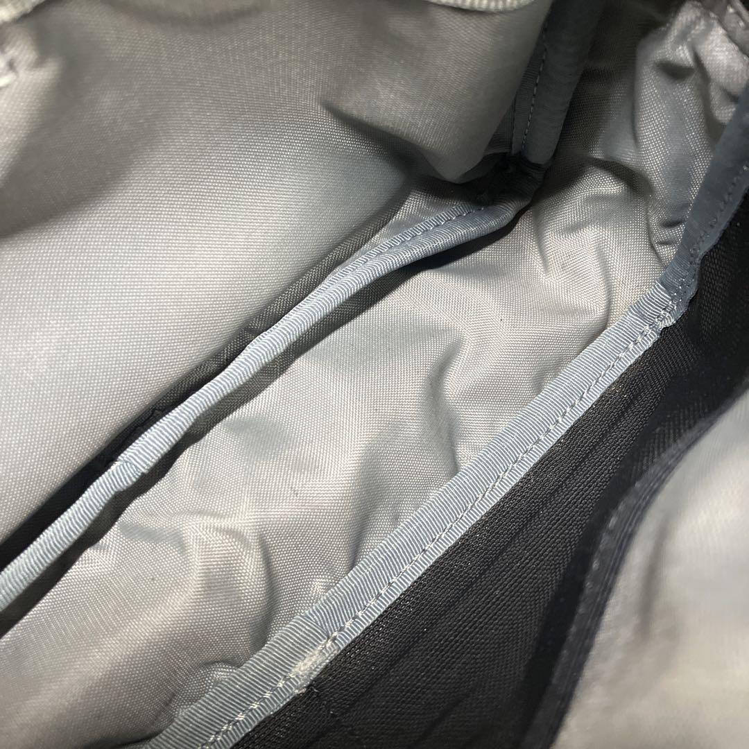 【極美品✨ですが…】PORTER　ポーター　ボディバッグ　lift　リフト