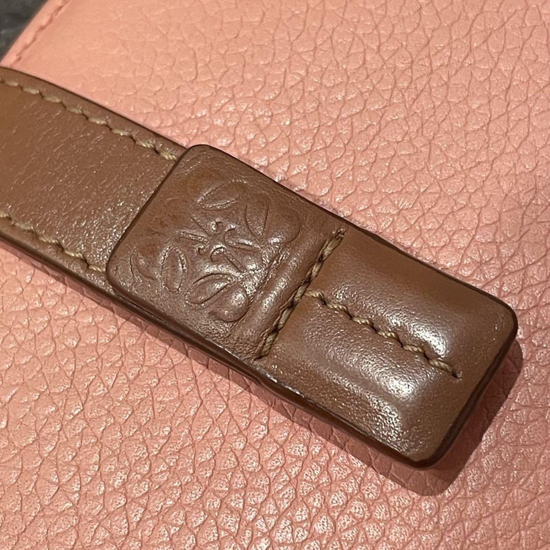 LOEWE バーティカルウォレット ラージ 長財布 ピンク