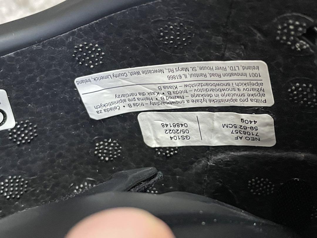 GIRO NEOスキースノボヘルメットＬサイズ ジロネオアジアンフィット　軽量