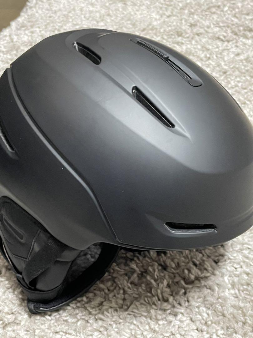 GIRO NEOスキースノボヘルメットＬサイズ ジロネオアジアンフィット　軽量