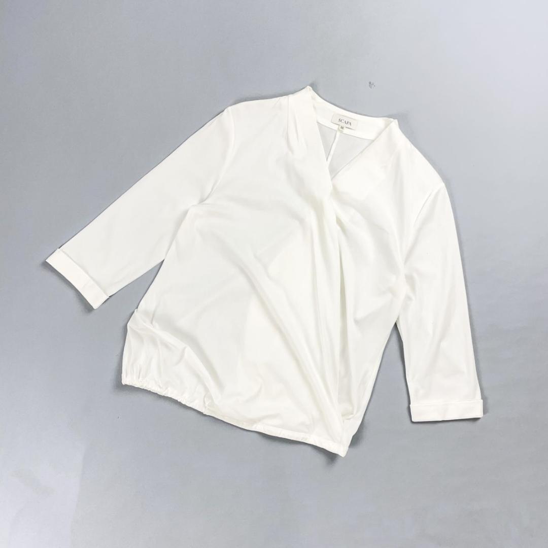 スキャパ フロントタックVネックカットソー ロールアップ 白 38*BD962