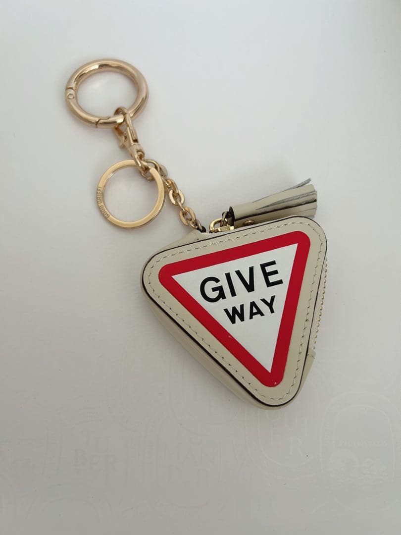 アパルトモンGOOD GRIEF!グッド グリーフMedicine Case