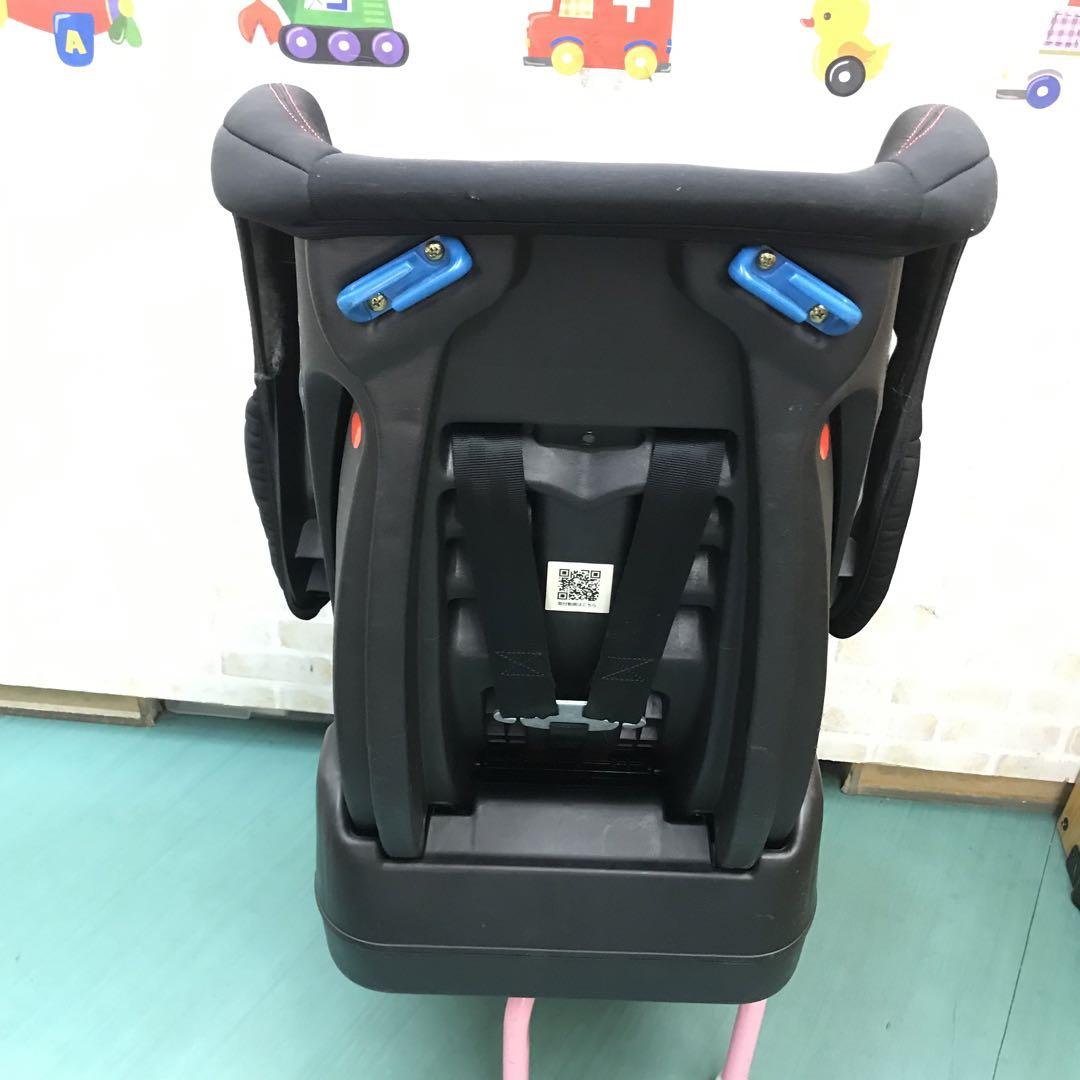 ネビオ　チャイルドシート　新生児から