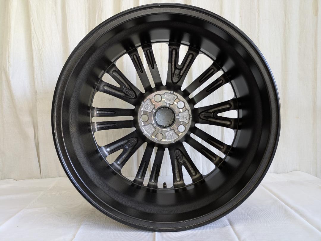 新車外し 超美品 1本 ヤリスクロス 18インチ 純正ホイール #1312