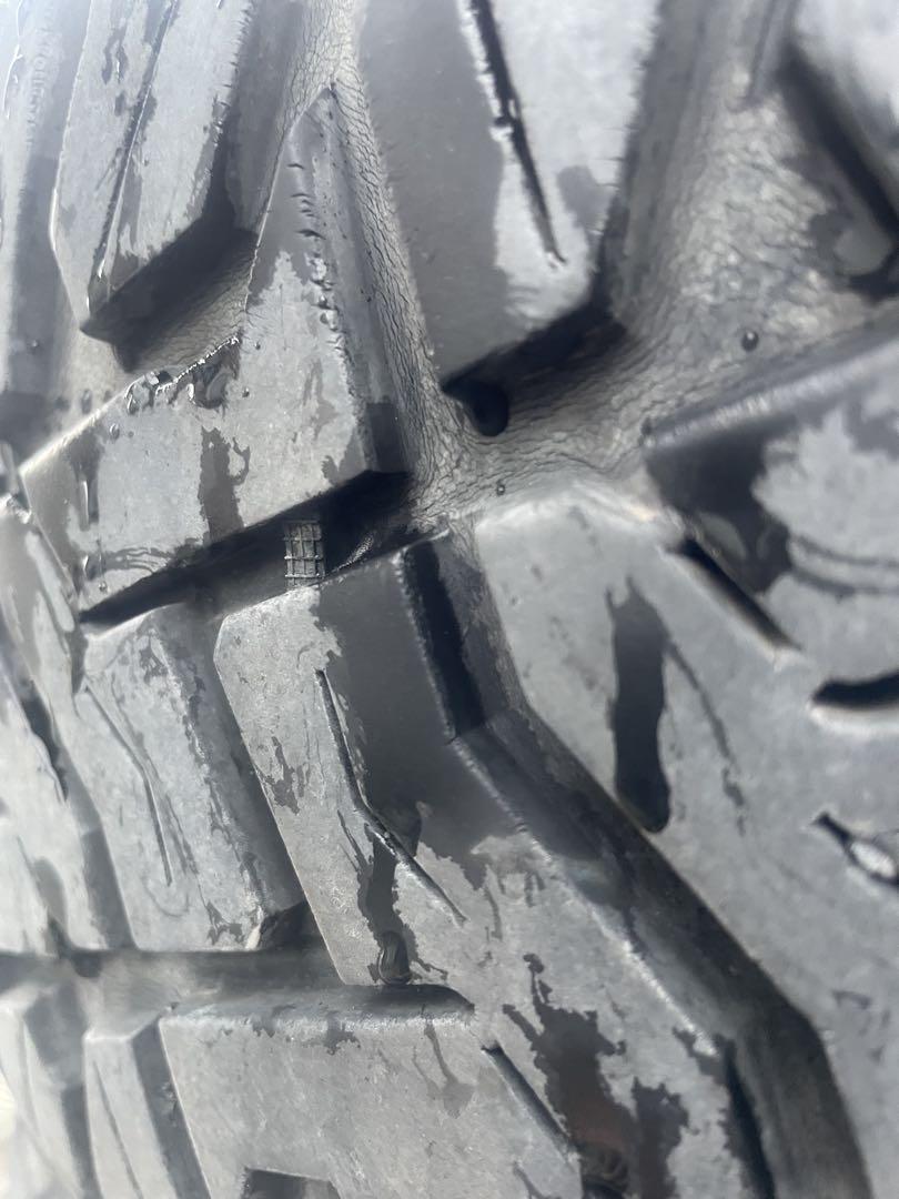 235/70R16 タイヤ　オープンカントリー　R/T デリカ等　トーヨー