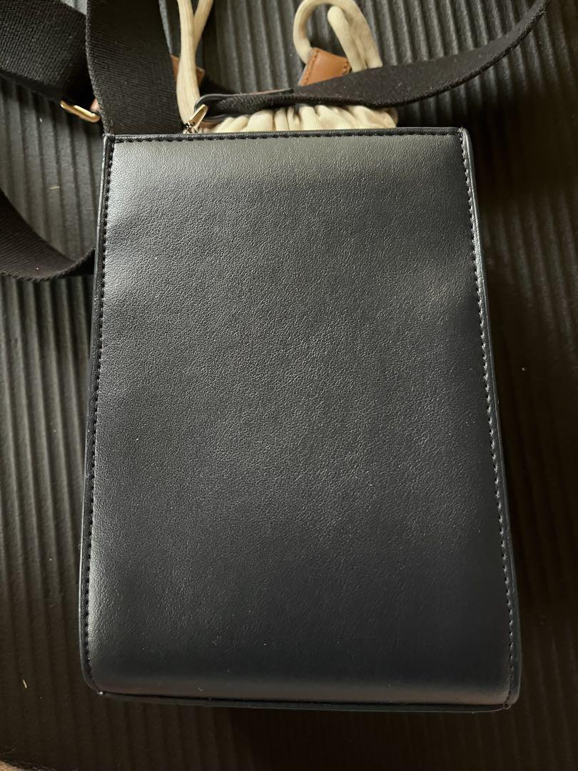 Paul Smith スマホショルダーバッグ