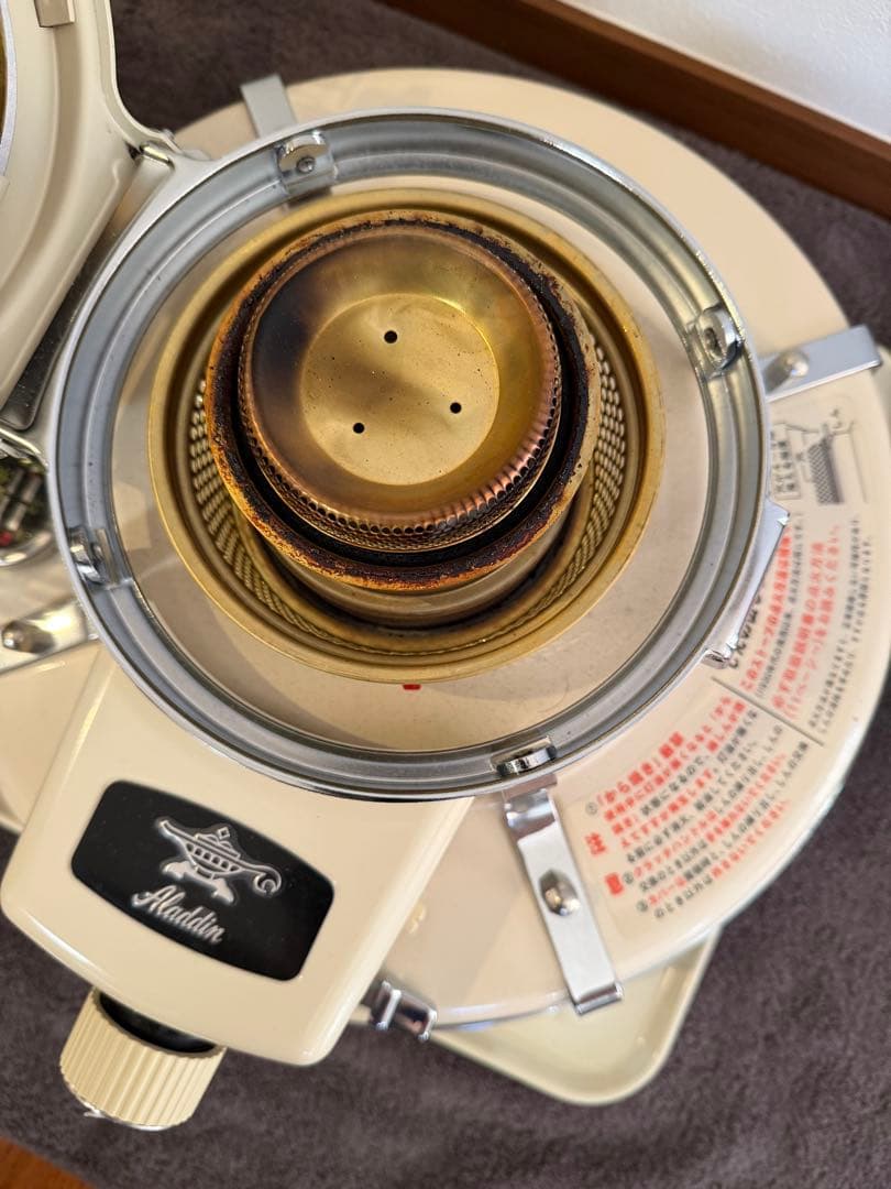 アラジン ブルーフレームヒーター BF3911(ホワイト) ストーブガード付き アラジン ブルーフレームヒーター BF3911(ホワイト) ストーブガード付き