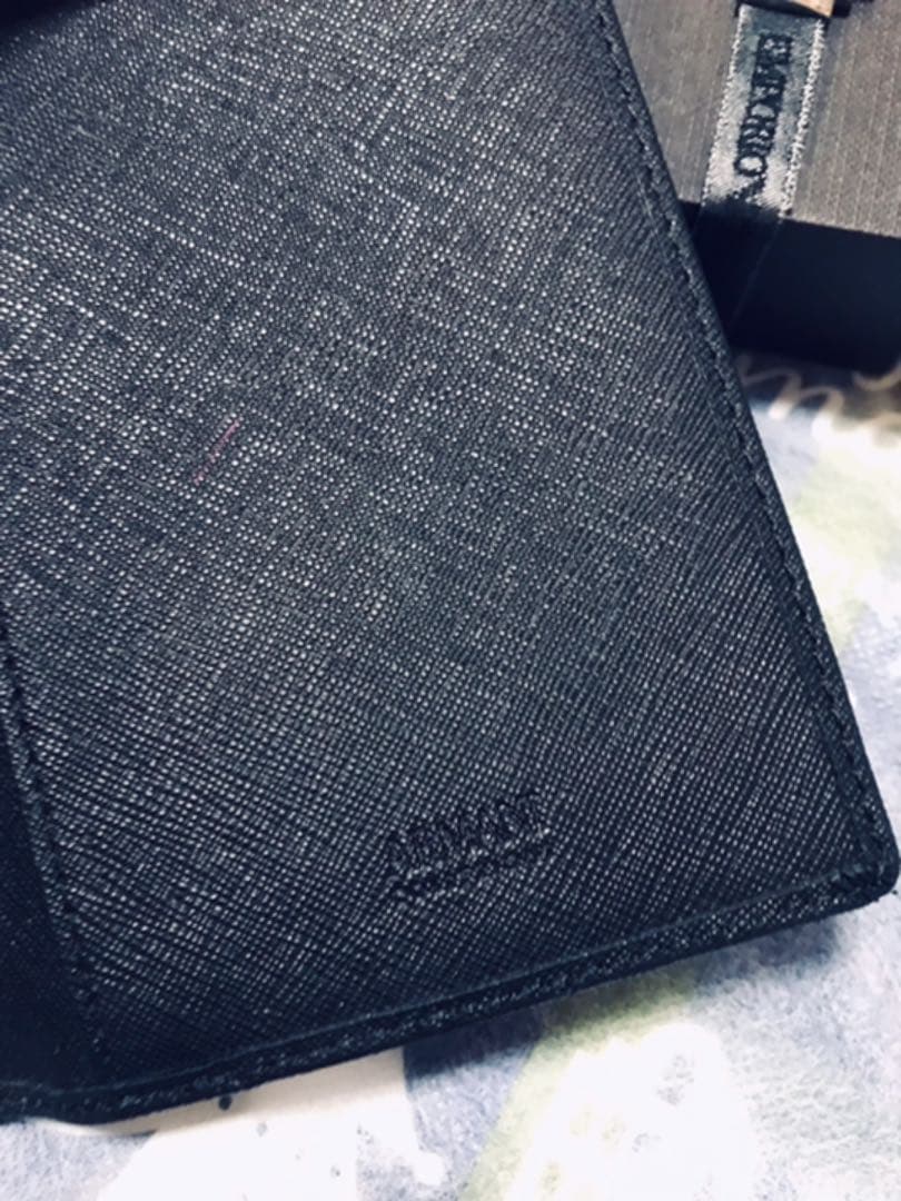 ARMANI ブラックレザーモバイルカバー
