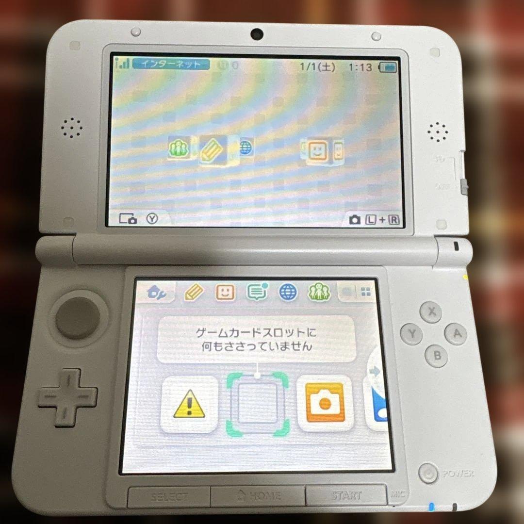 ニンテンドー3DS LL モンスターハンター4スペシャルパック アイルーホワイト ニンテンドー3DS LL モンスターハンター4スペシャルパック アイルーホワイト
