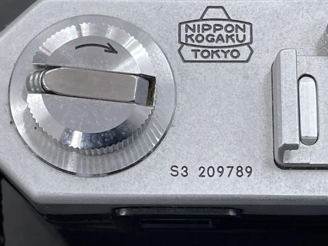 NIKKOR 50mmレンズ