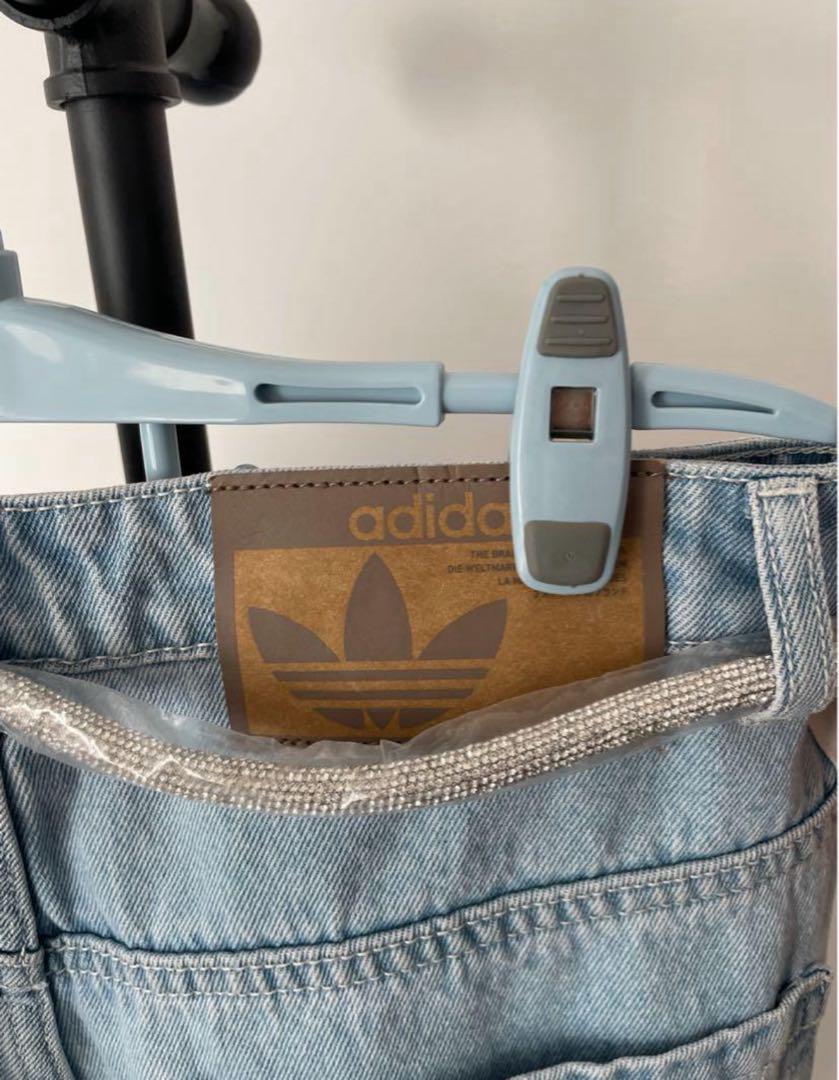 Adidas ADILLENUM 30サイズ　デニムパンツ ブルー JY4515