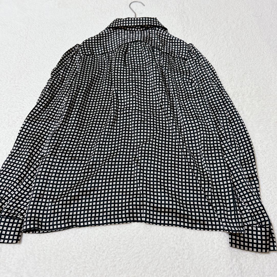 【ジバンシィ】ブラウス〈M〉シャツ 総柄 フロントリボン 薄手 お洒落 美品 ジバンシィ】ブラウス〈M〉シャツ 総柄 フロントリボン 薄手