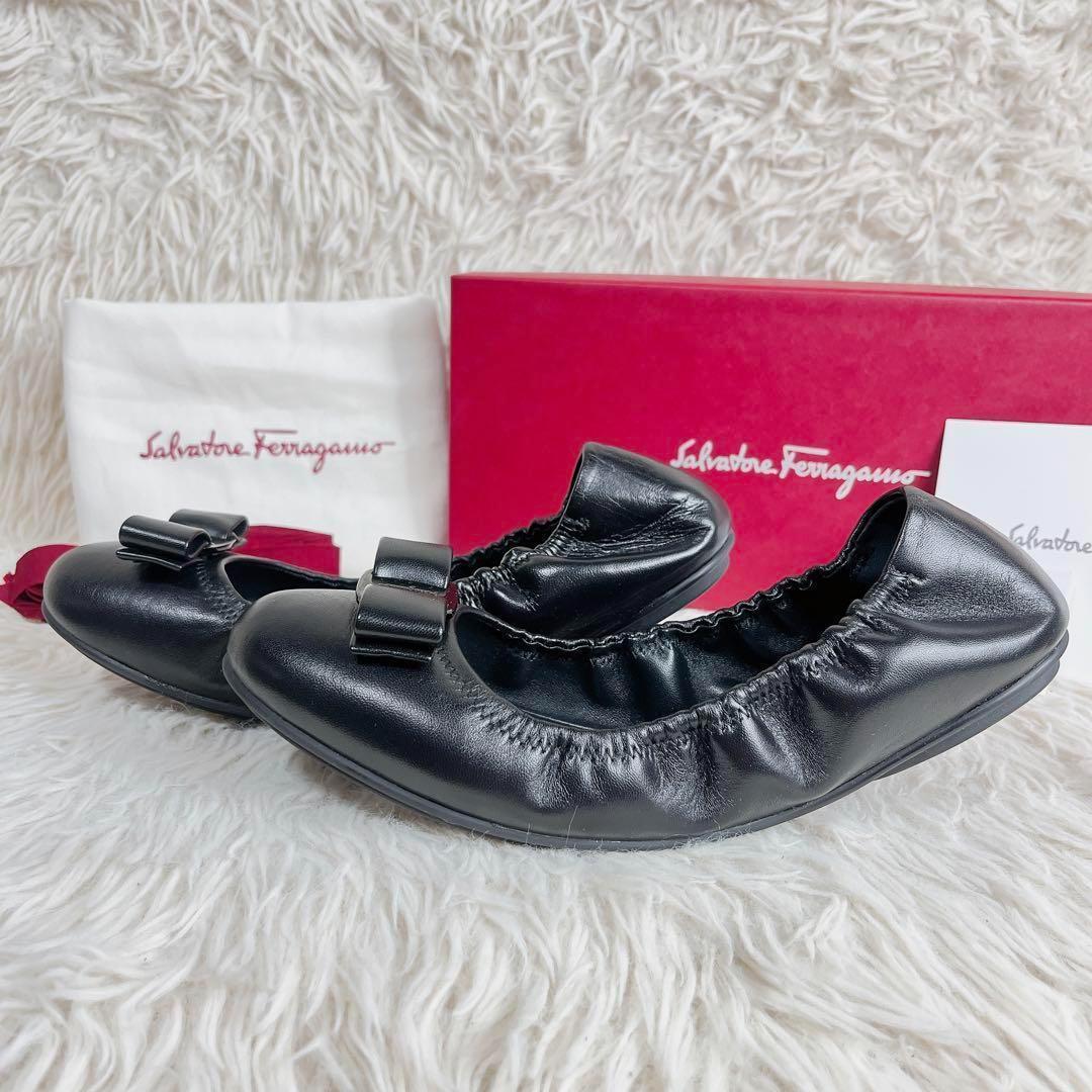 Ferragamo LIZINKA ヴァラリボン バレエ フラットシューズ 黒