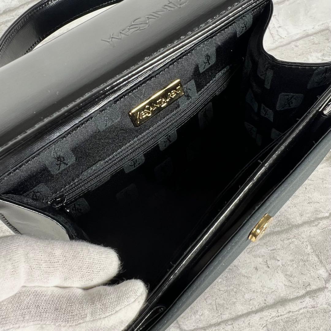 イヴサンローラン ハンドバッグ YSL ゴールド金具 ロゴ型押し 黒