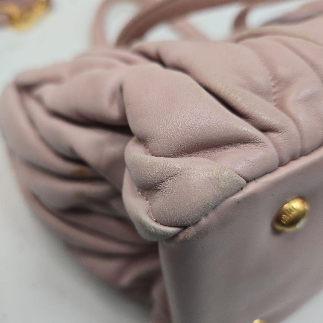 極美品 MIUMIU マテラッセ 2way ハンドバッグ レザー ショルダー