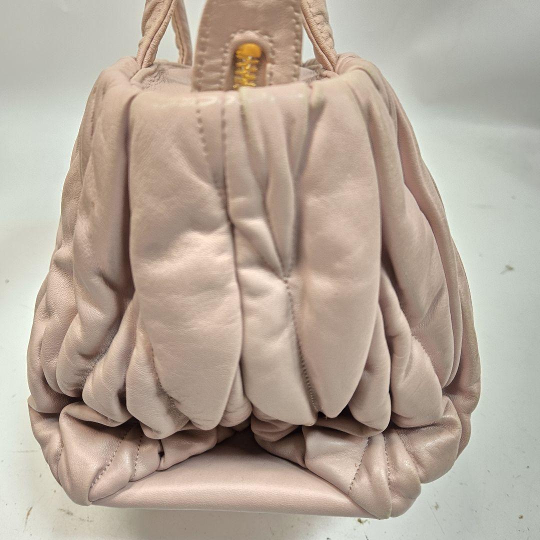 極美品 MIUMIU マテラッセ 2way ハンドバッグ レザー ショルダー