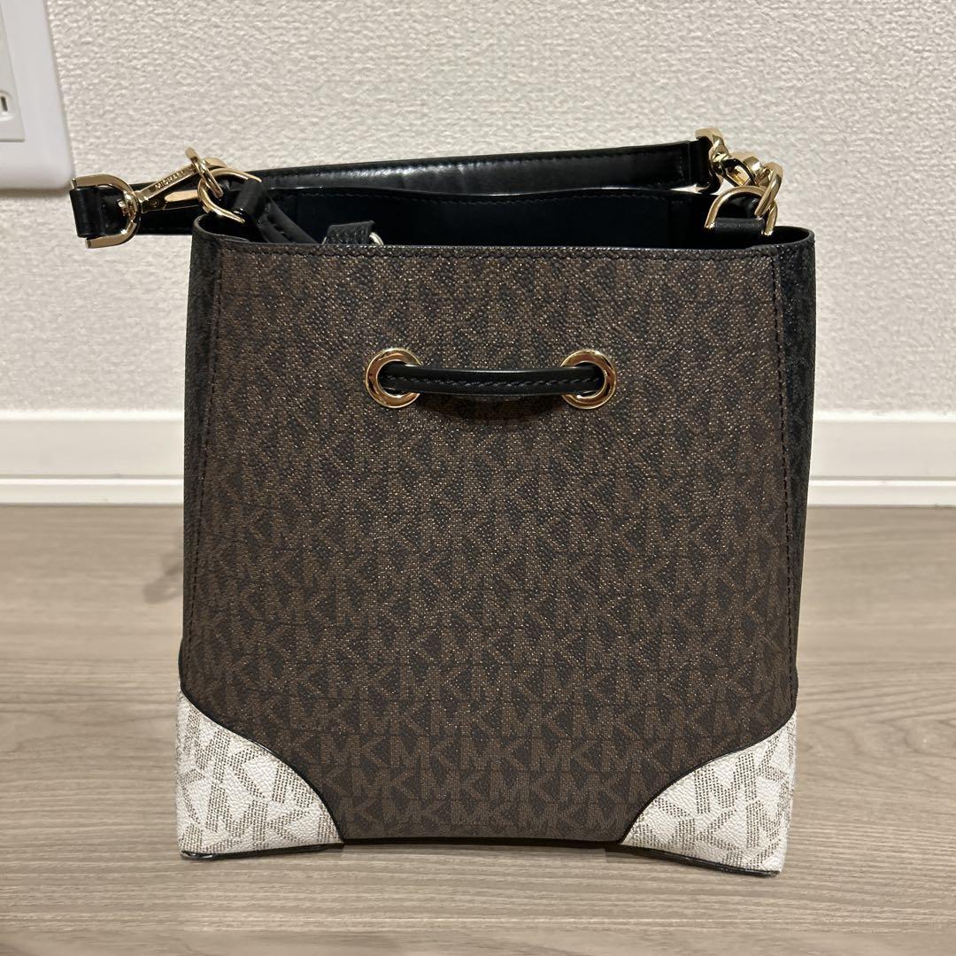 MICHAEL KORS バケットバッグ ブラウン/ホワイト