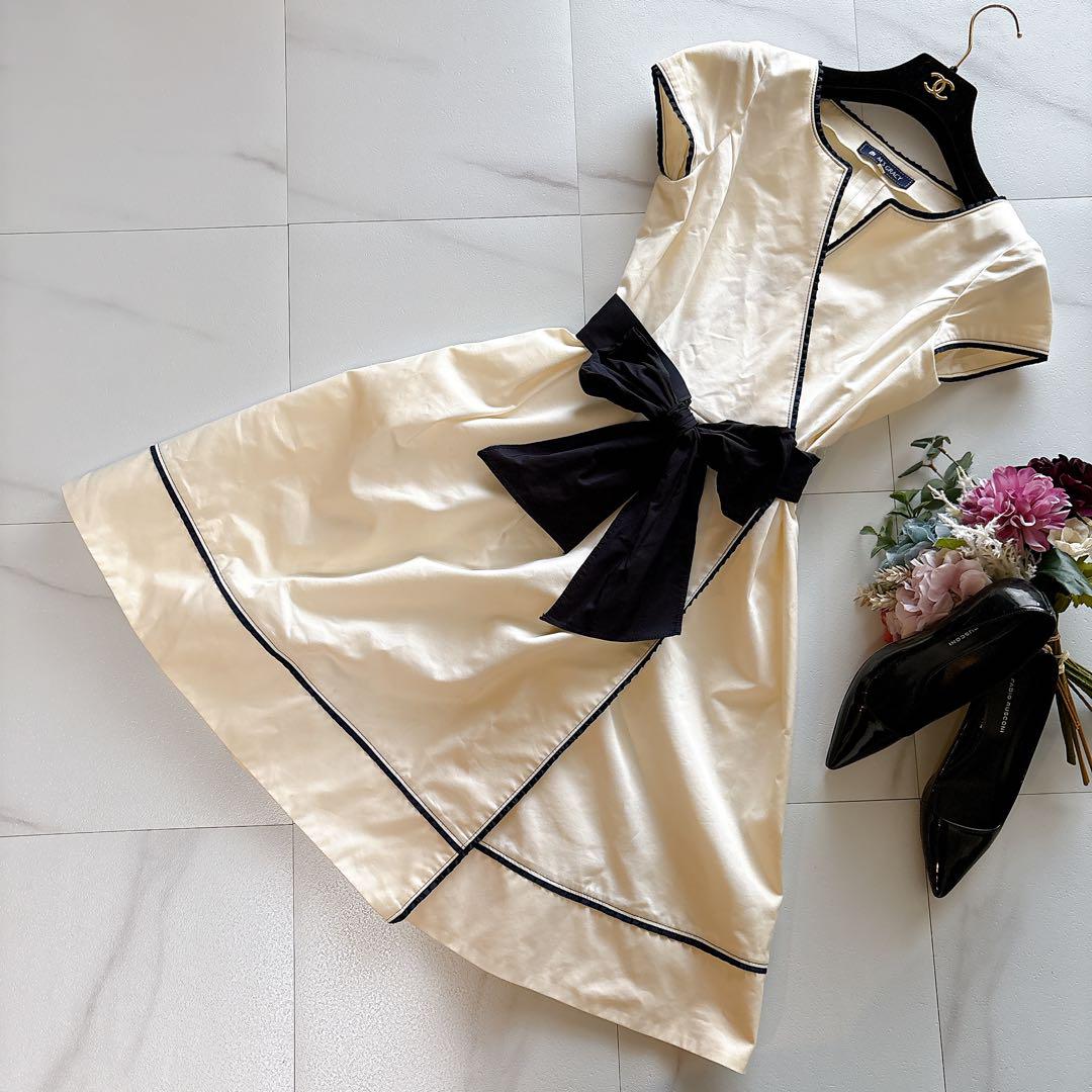 エムズグレイシー♡カシュクールワンピース♡白♡ビッグリボン38