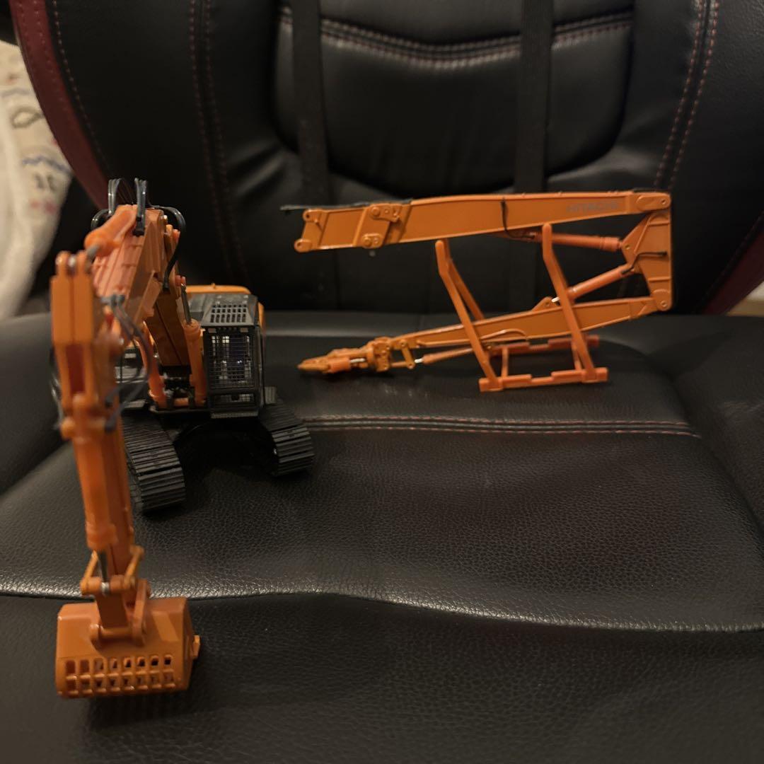 HITACHI 1/50 ZA350 2ピース・ロングブーム
