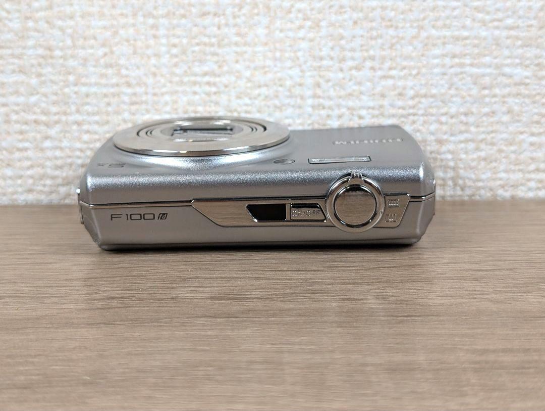 【良品】FUJIFILM FINEPIX F100fd シルバー デジタルカメラ