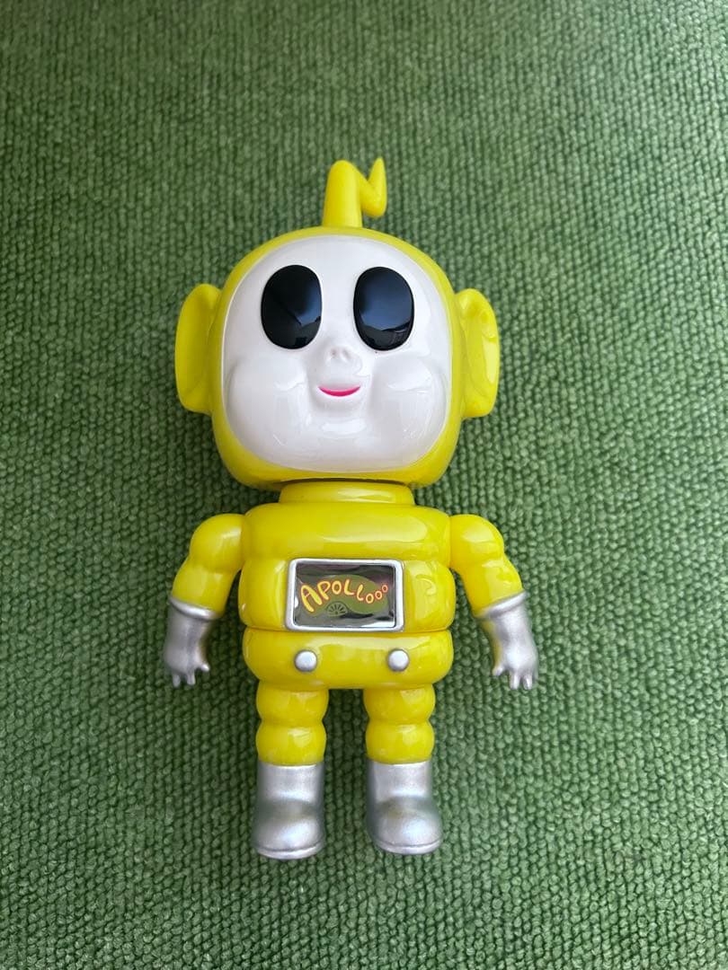 APOLLOOO イエロー ソフビ