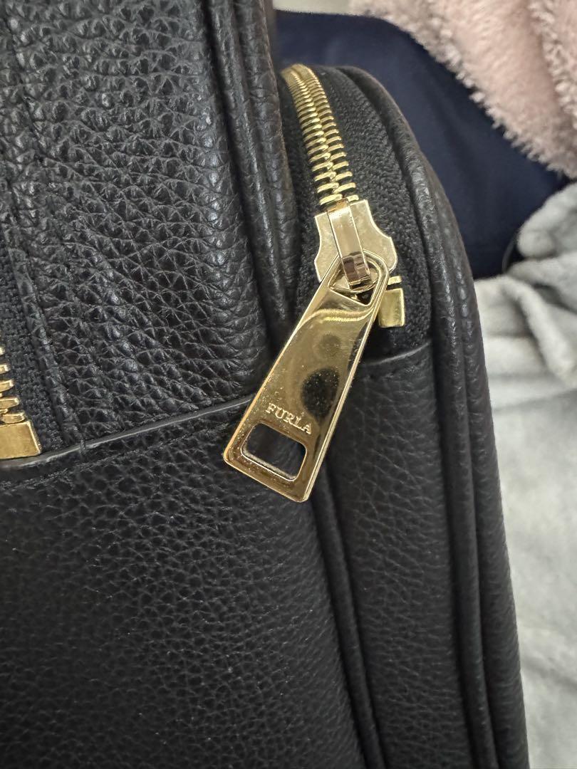 ！美品！FURLA バックパック ブラック レザー リュック