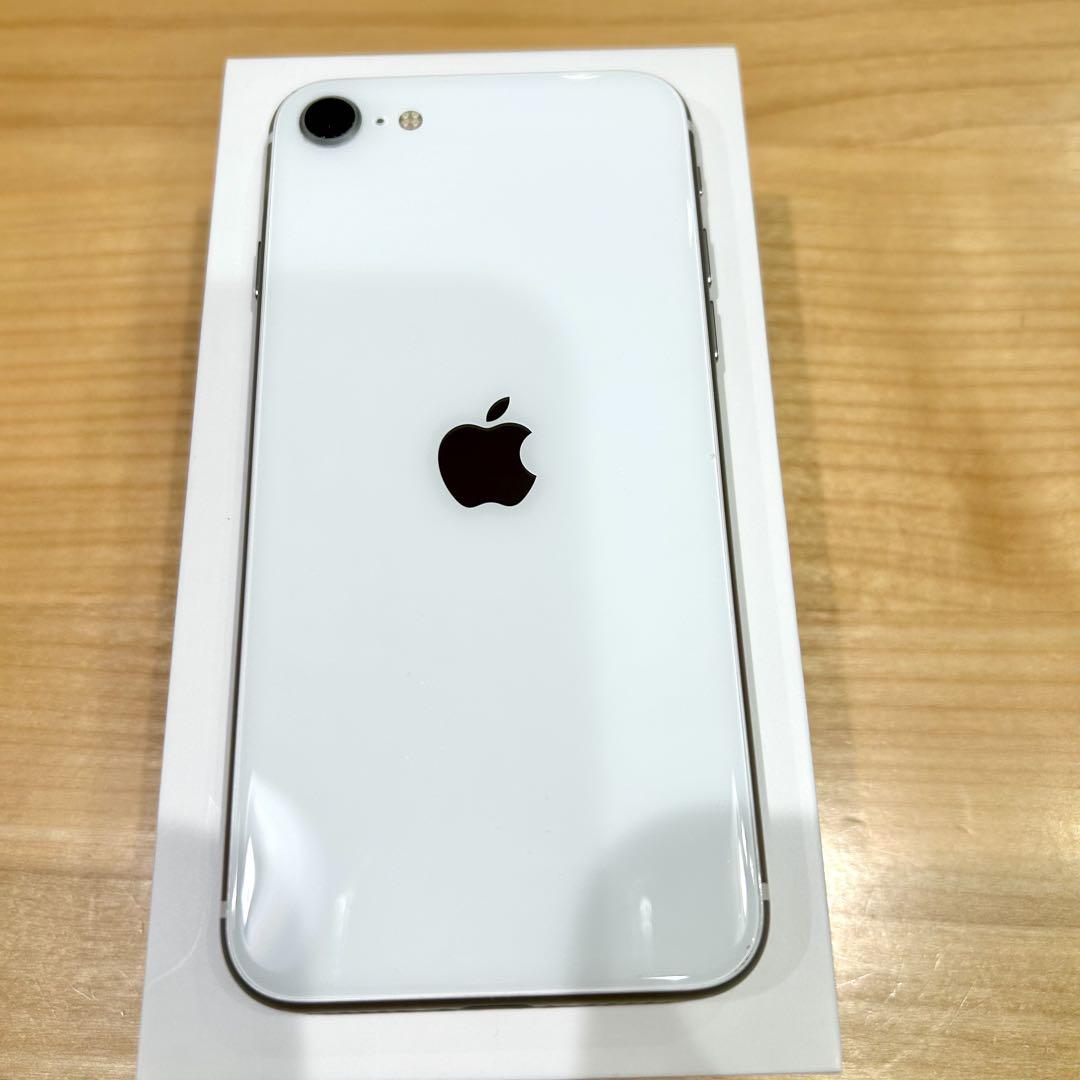 iPhone SE 64GB ホワイト SIMフリー 美品